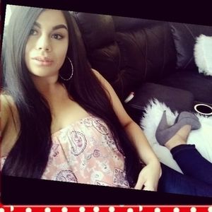 Meet your Posher, Magdalena